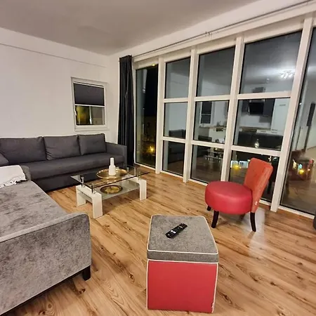 Modern, Minimalistisch Eingerichtete Ferienwohnung Bad Kreuznach